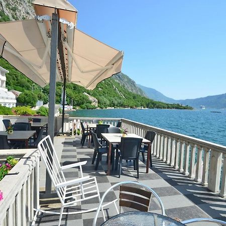 Appartamento Tau Mir I Dobro Cattaro Esterno foto
