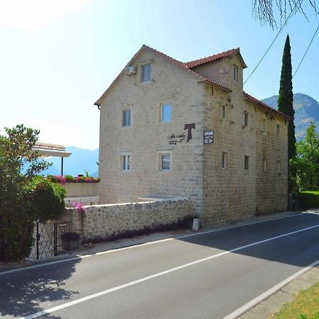 Appartamento Tau Mir I Dobro Cattaro Esterno foto
