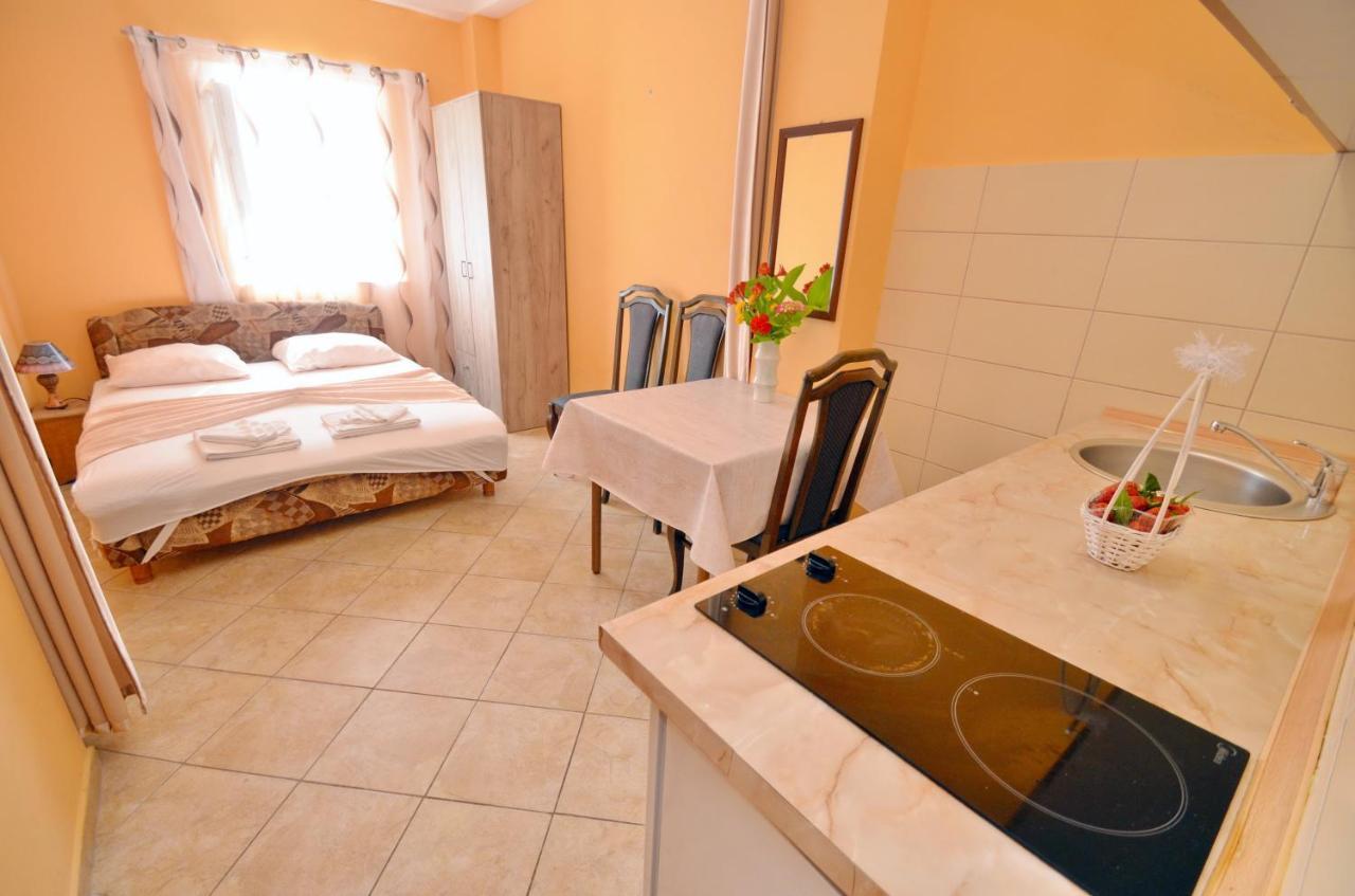 Appartamento Tau Mir I Dobro Cattaro Esterno foto