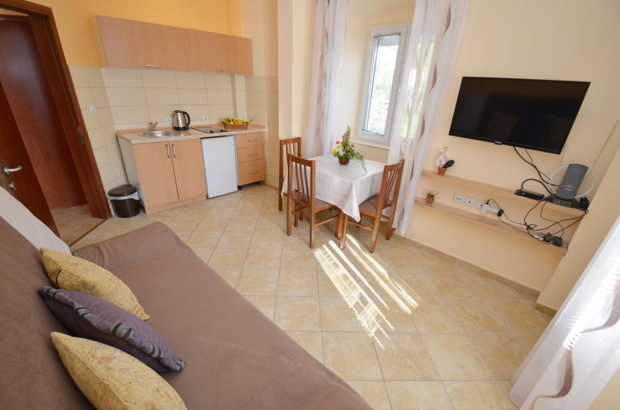 Appartamento Tau Mir I Dobro Cattaro Esterno foto