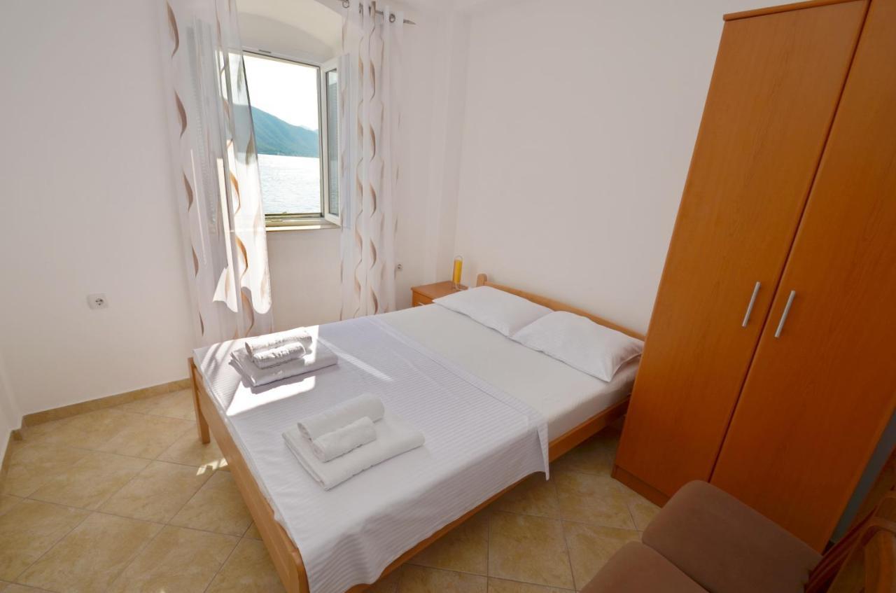 Appartamento Tau Mir I Dobro Cattaro Esterno foto