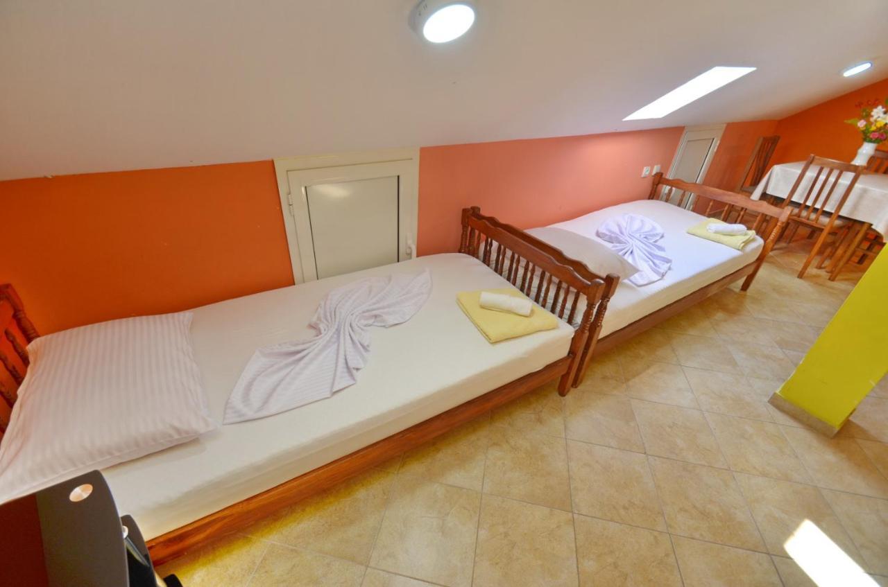 Appartamento Tau Mir I Dobro Cattaro Esterno foto