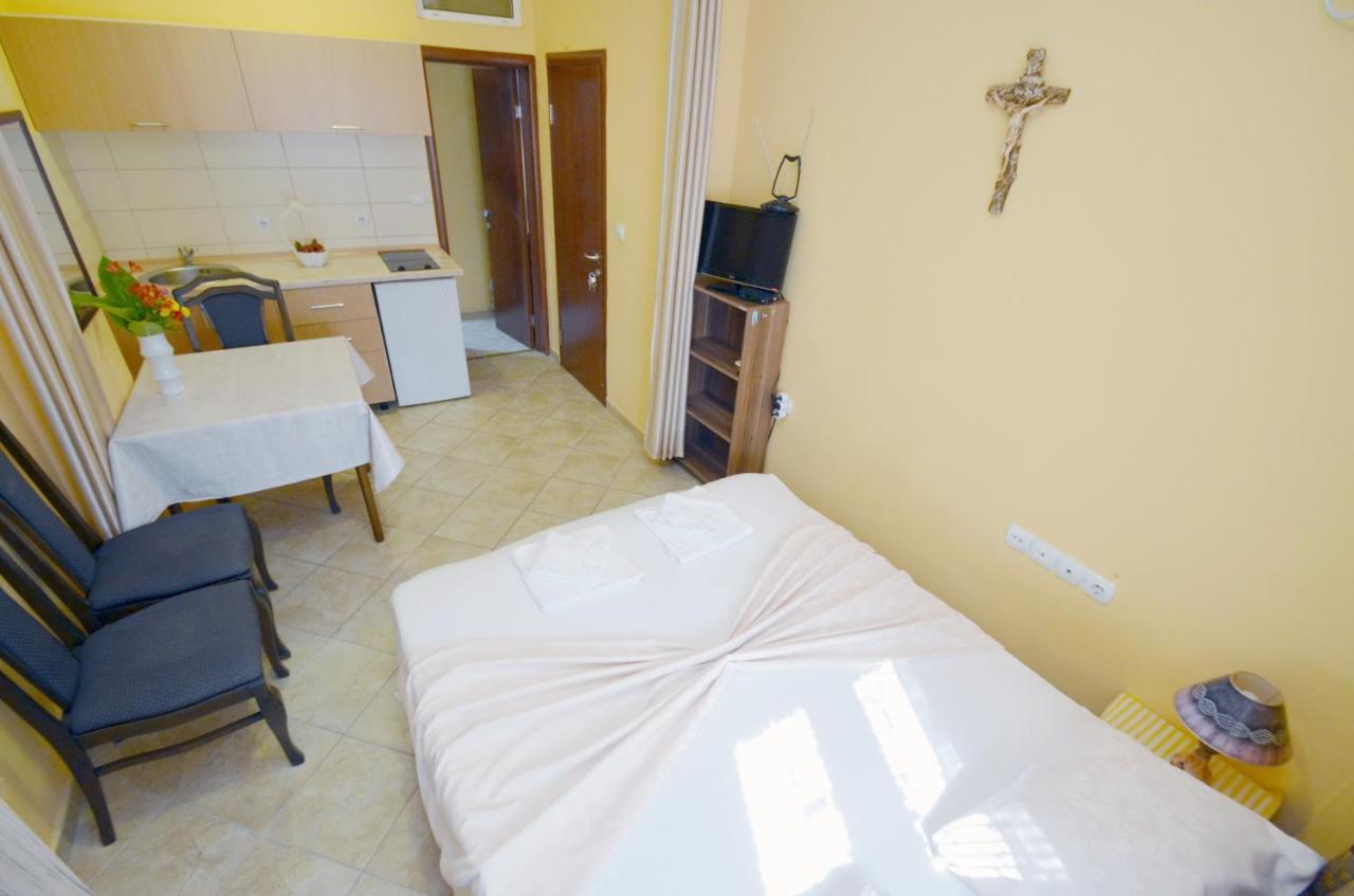 Appartamento Tau Mir I Dobro Cattaro Esterno foto